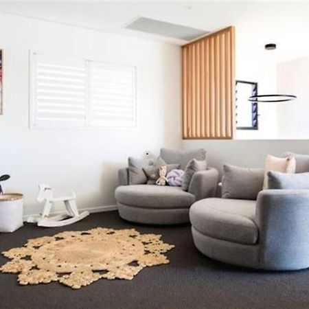 Beachside Buddina Luxury Family House 5 Bedrooms Exteriör bild