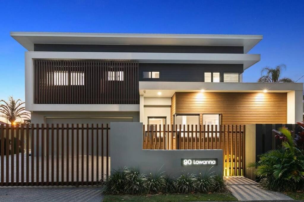 Beachside Buddina Luxury Family House 5 Bedrooms Exteriör bild