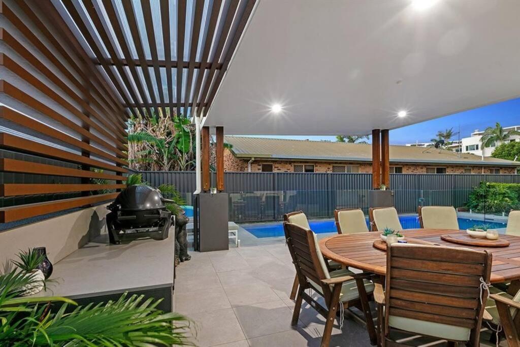 Beachside Buddina Luxury Family House 5 Bedrooms Exteriör bild